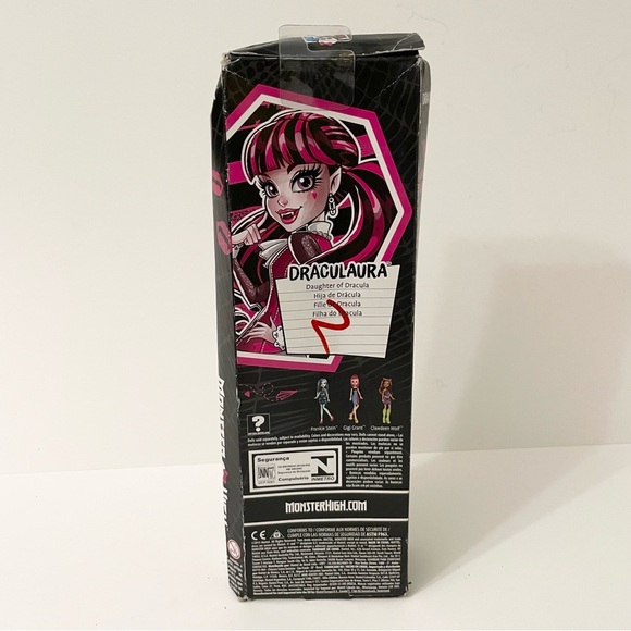 Monster High Draculaura Doll Damaged Box - Picture 7 of 16